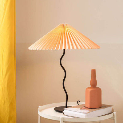 White Pleated Vintage Table Lamp