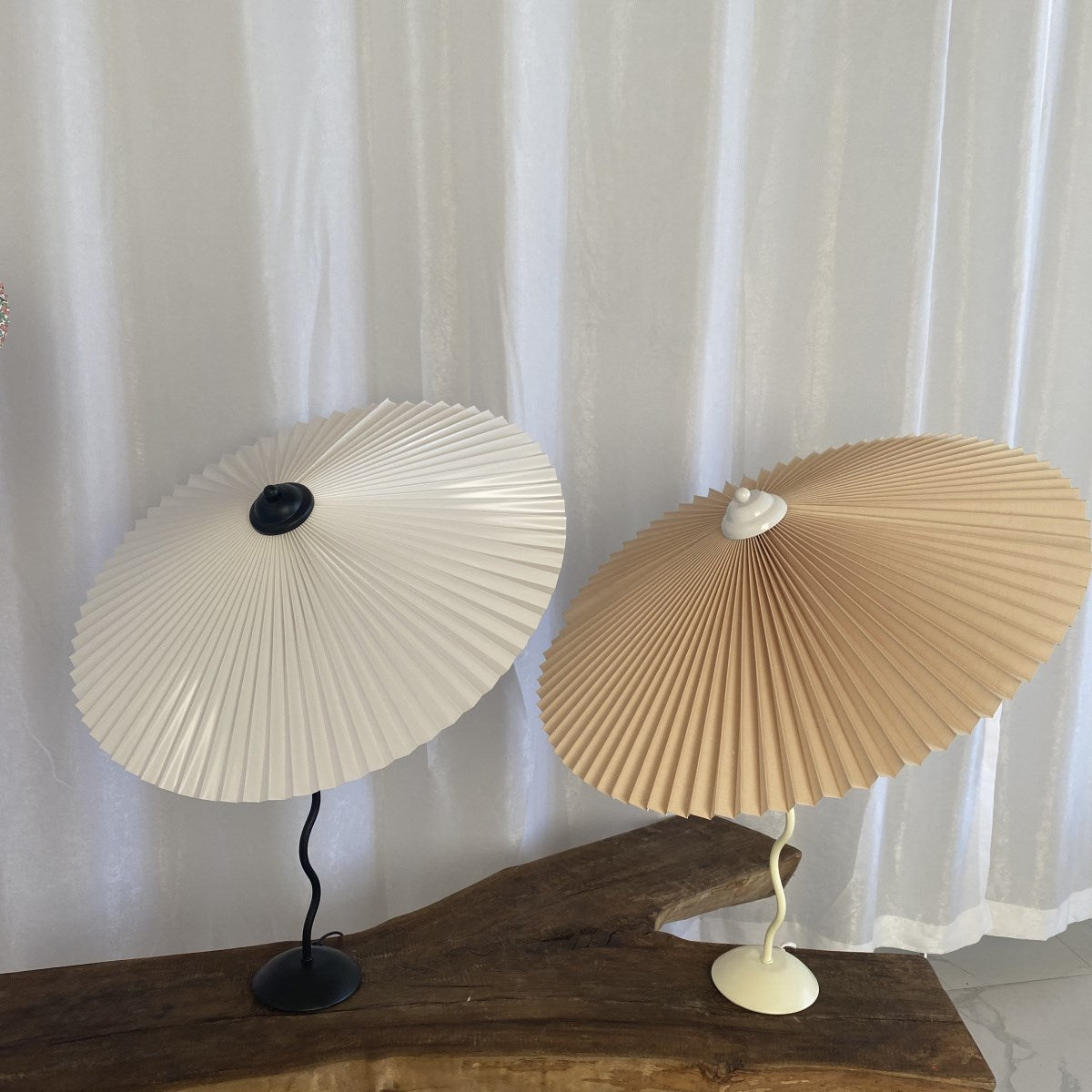 White Pleated Vintage Table Lamp